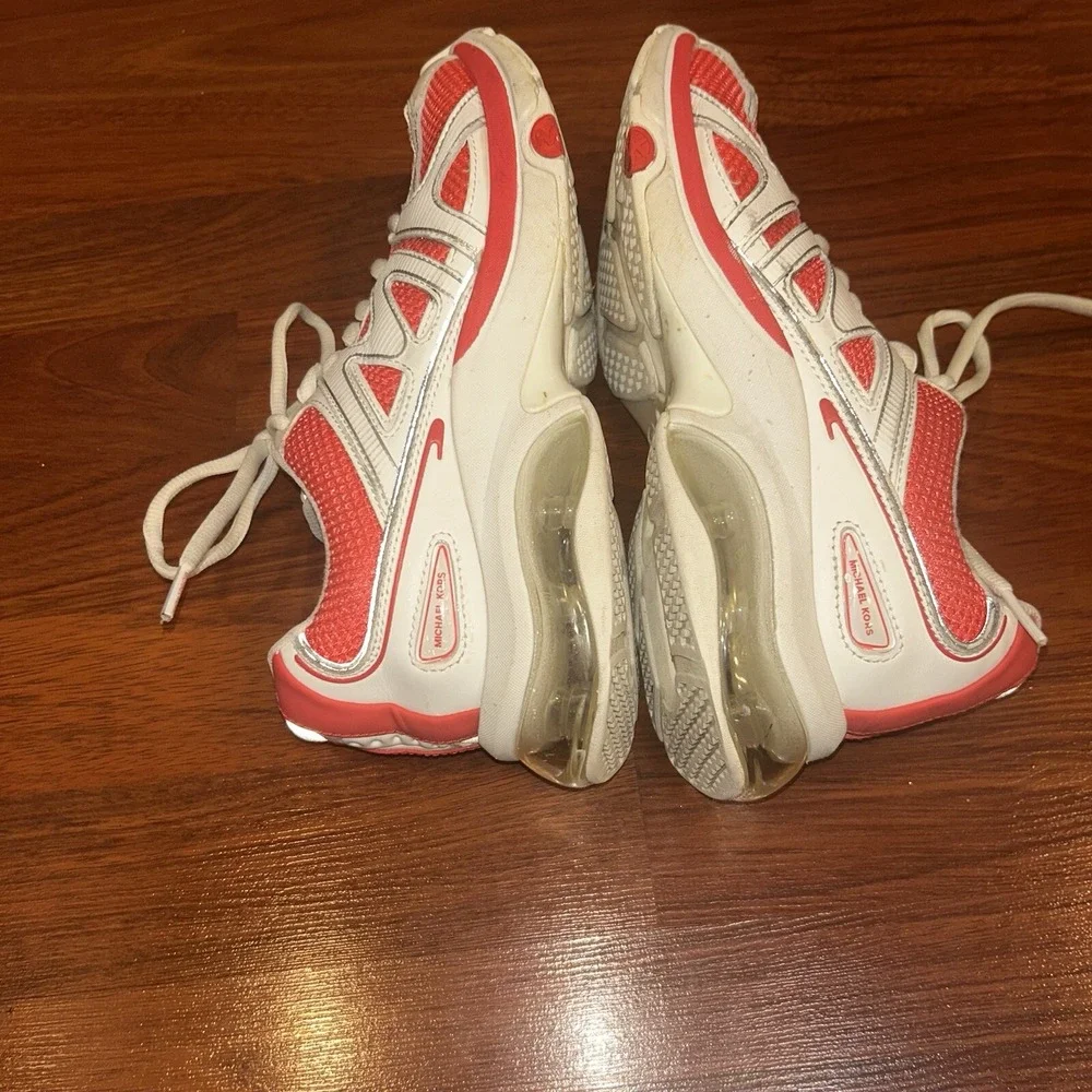 Michael Kors SG22L Womens‎ Red White Leather Mesh Chunky Sneakers Size 8M