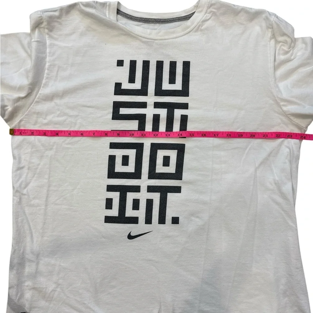 Nike smoke open