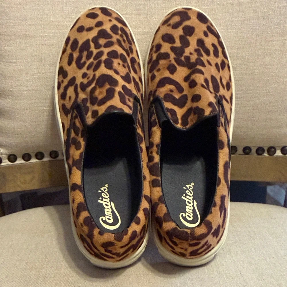 Candie's Brown Leopard Slip-On Shoes, Size 9.5