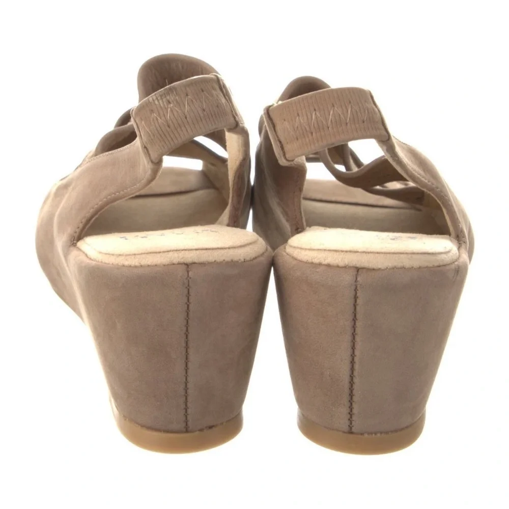 Stuart Weitzman stuart weitzman