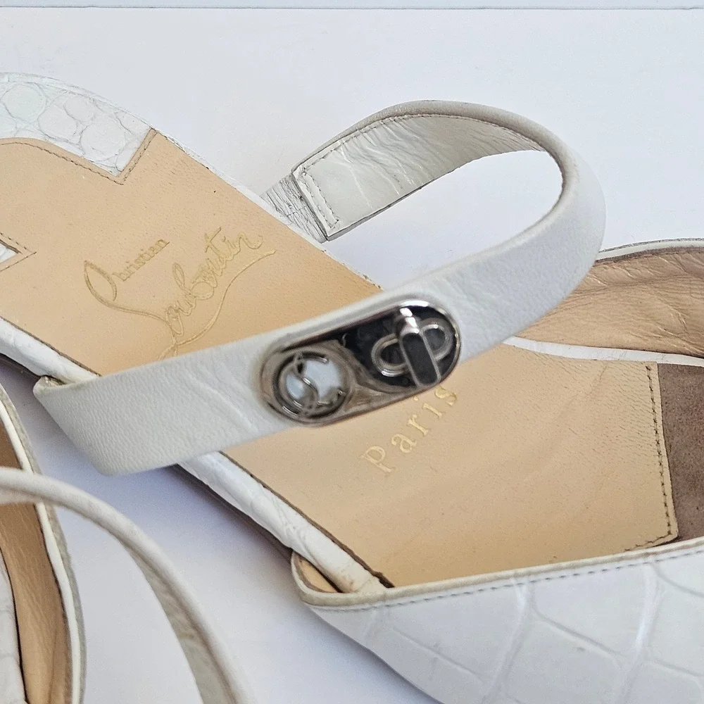 Christian Louboutin CHOC LOCK Croc Embossed Leather Flat Mules White‎ Sz 36