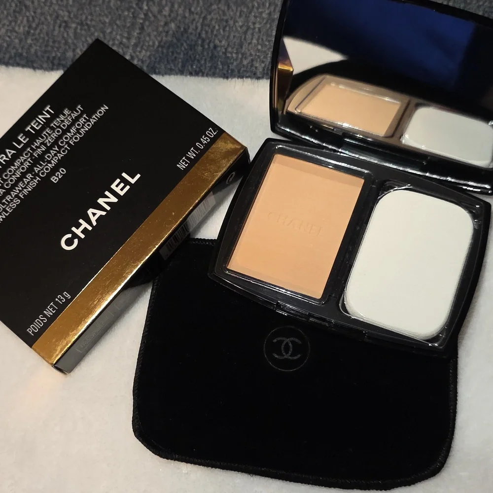 CHANEL new~ ultra