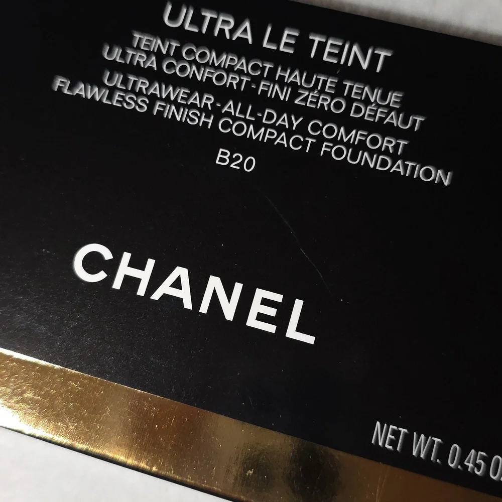 CHANEL new~ ultra