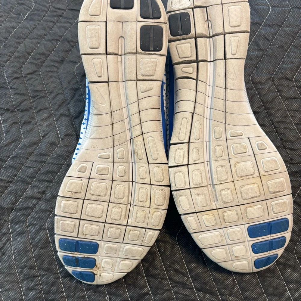Vintage Nike Free 3.0 Blue and Gray running athletic shoes