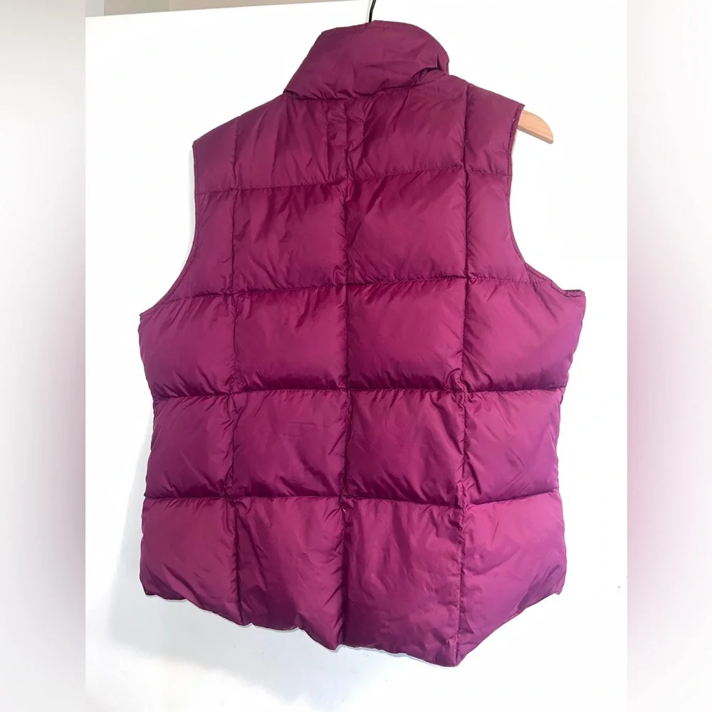 LANDS END Goose down magenta puffer vest, button up with pockets, size large
