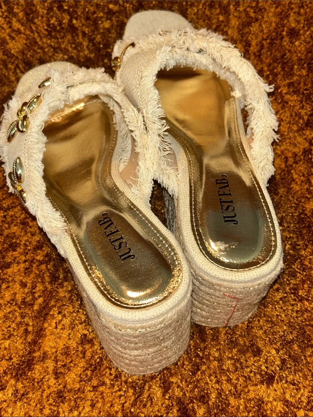JustFab chic cream