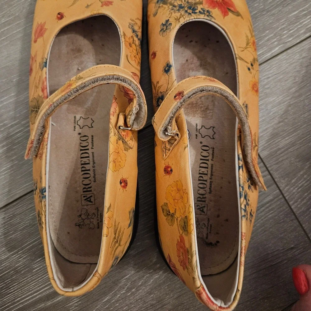 Arcopedico Floral Leather Mary Jane Flats Peach Botanical Ladybug Shoes 41 10