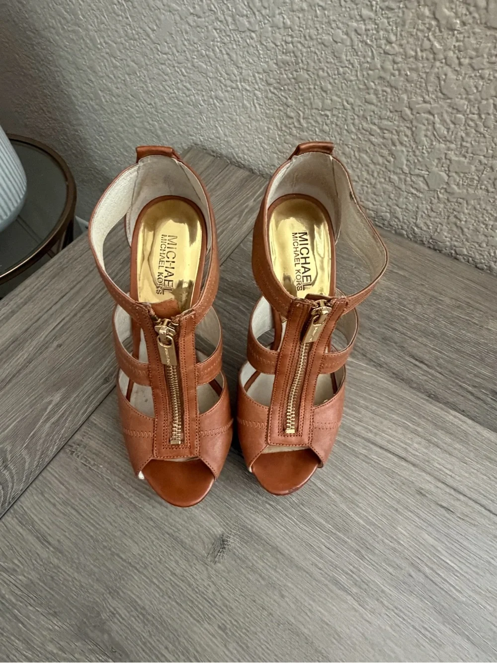 MICHAEL Michael Kors Brown Leather Peep-Toe Zip Front Heels