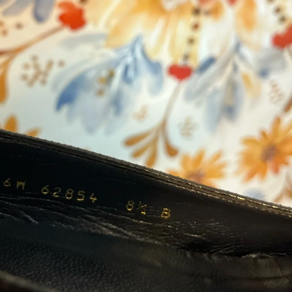 Stuart Weitzman great no