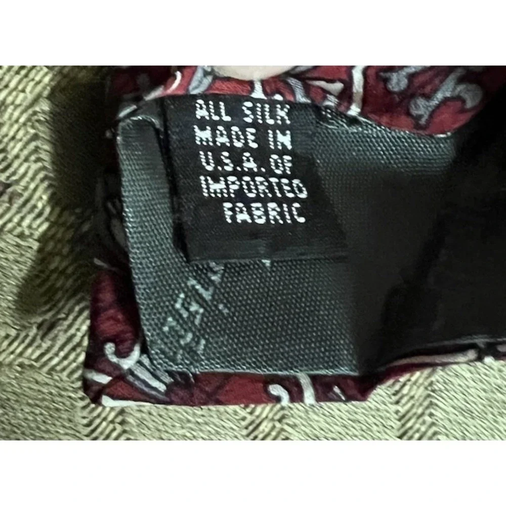 Christian Dior Red Gray Men's Tie Silk Made In USA