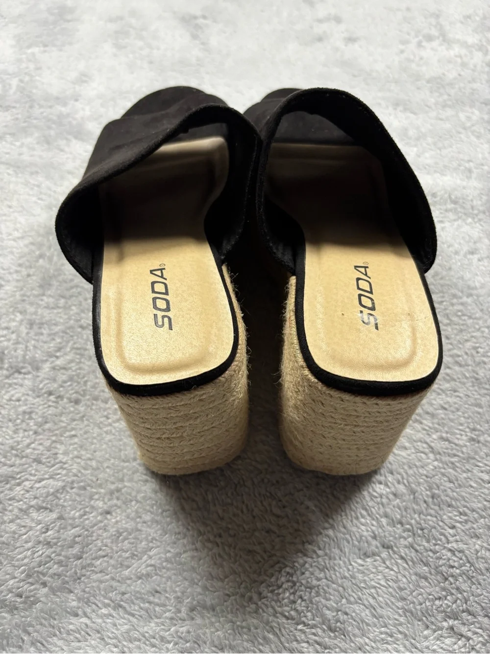 Soda black platform