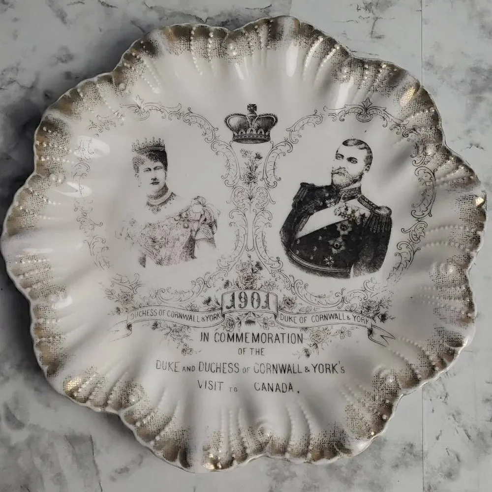 Vintage Duchess & Duke 1901 Plate‎