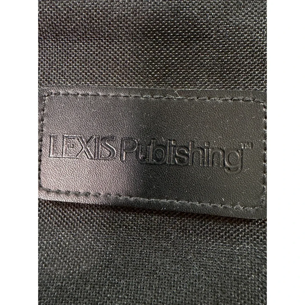 Leeds black canvas