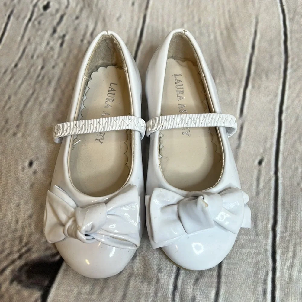 Laura Ashley laura ashley