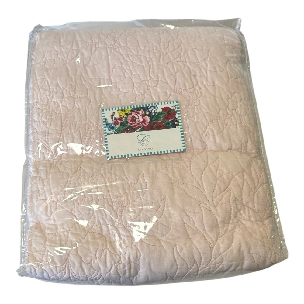 Rare Carleton Varney Live Vividly Quilted 100%‎ Cotton Coverlet 90