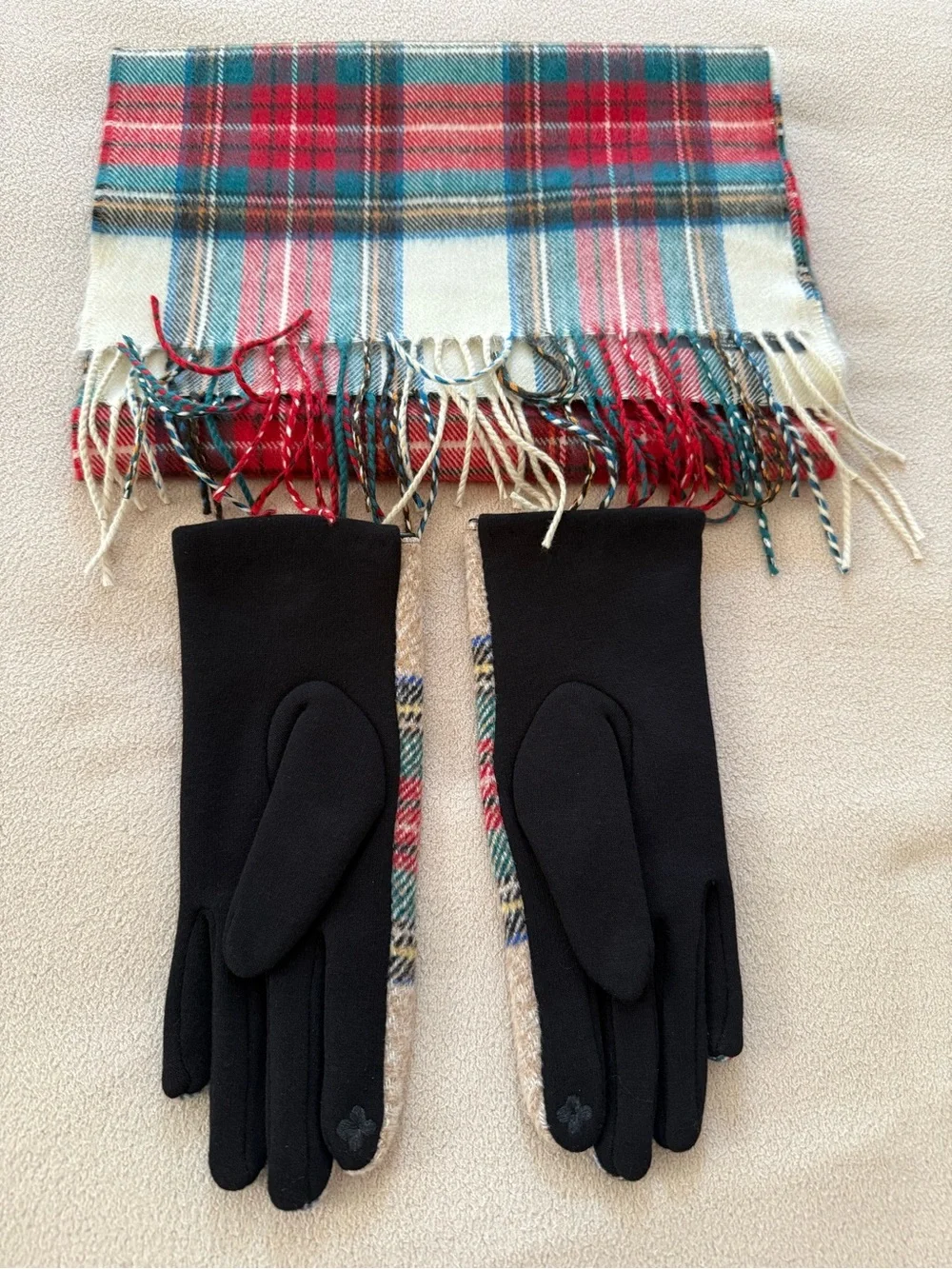 Plaid Scarf and Matching Gloves Set Tartan Winter Soft Warm Christmas Gift
