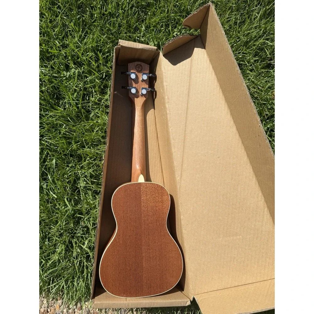 Mint Alvarez Grateful Dead Limited Edition 50th Anniversary Montage Ukulele