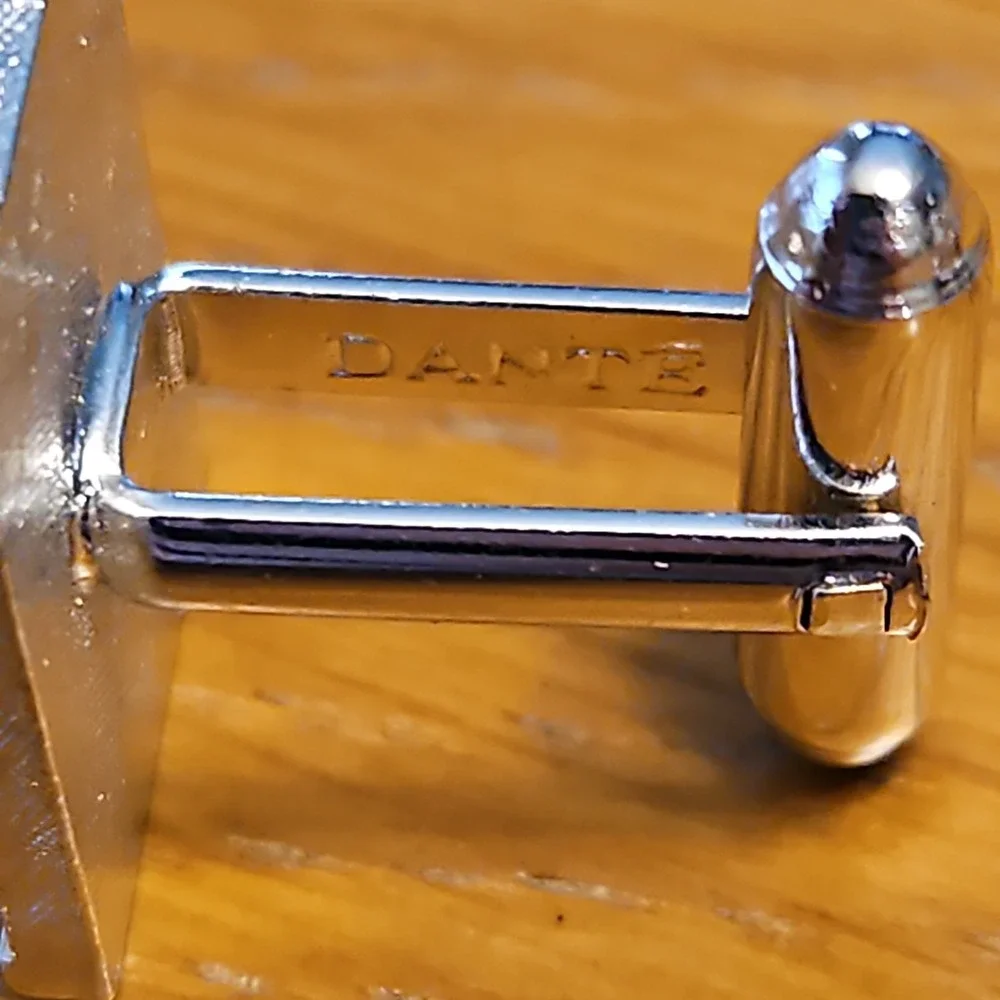 Danté see good what