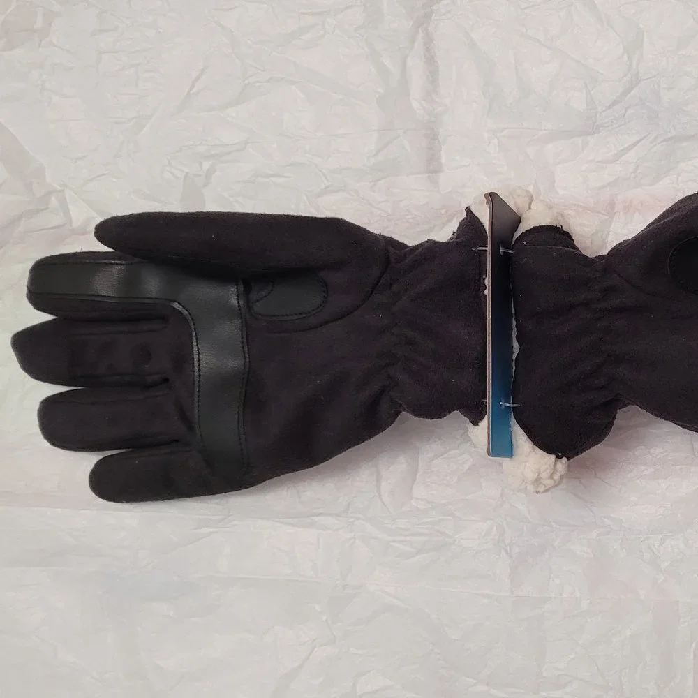 isotoner smartdri® microsuede