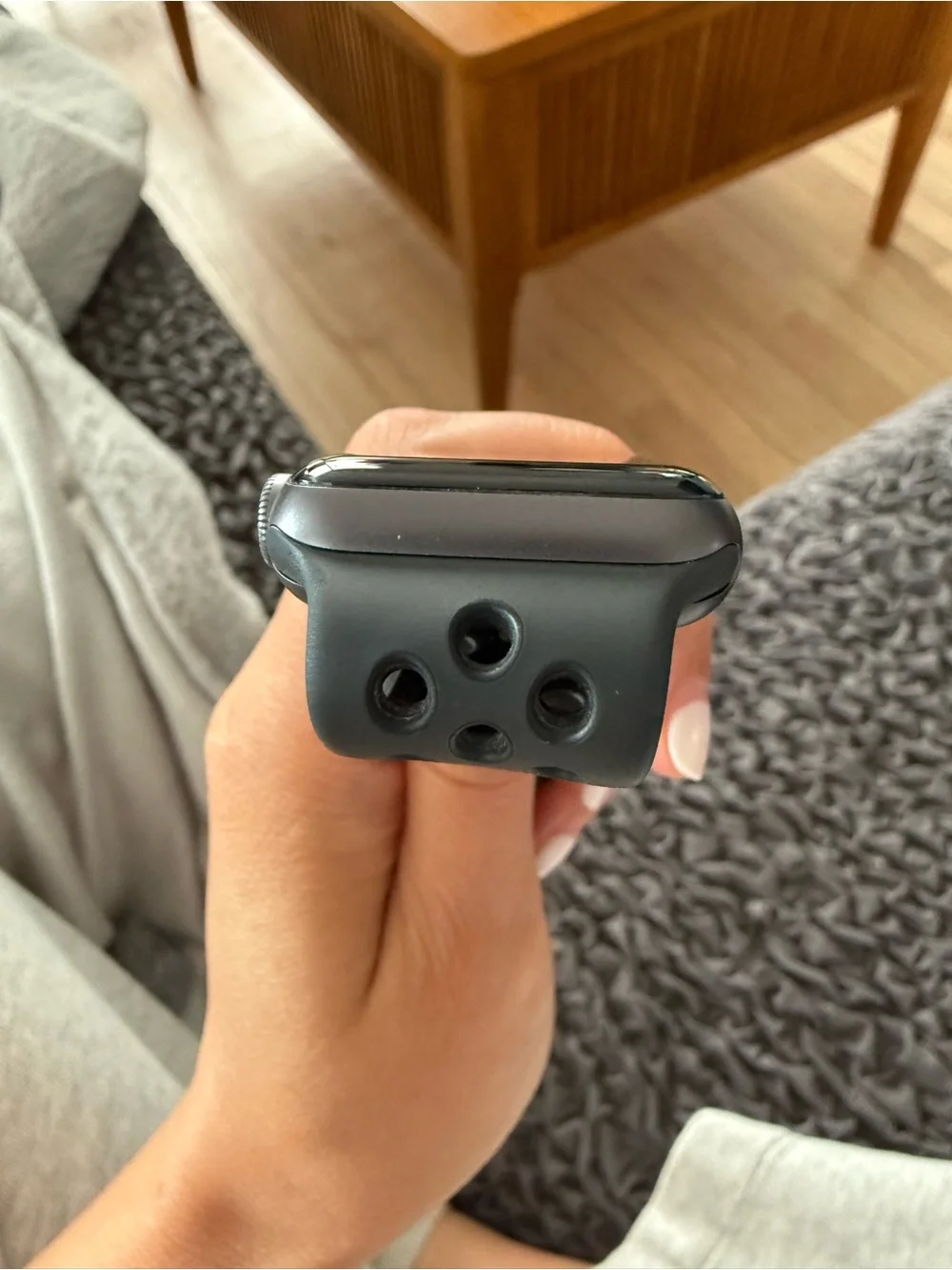 Apple comfortable comes active