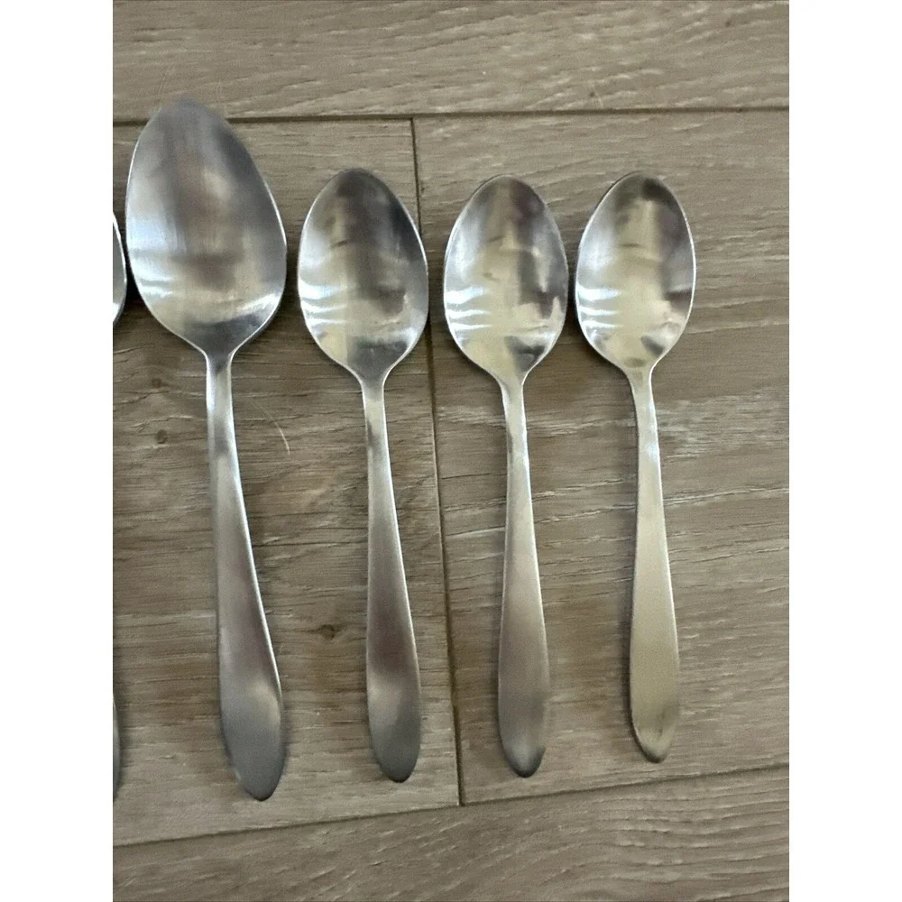 Oneida mooncrest spoons teaspoons