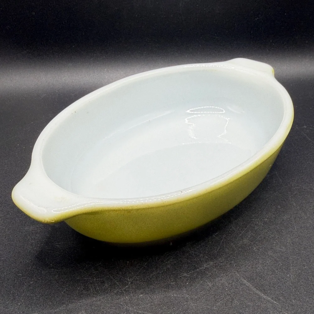 Pyrex vintage green