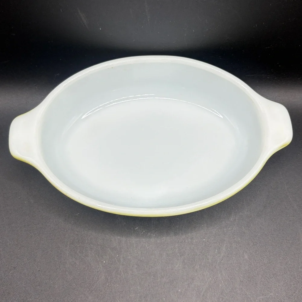 Pyrex vintage green