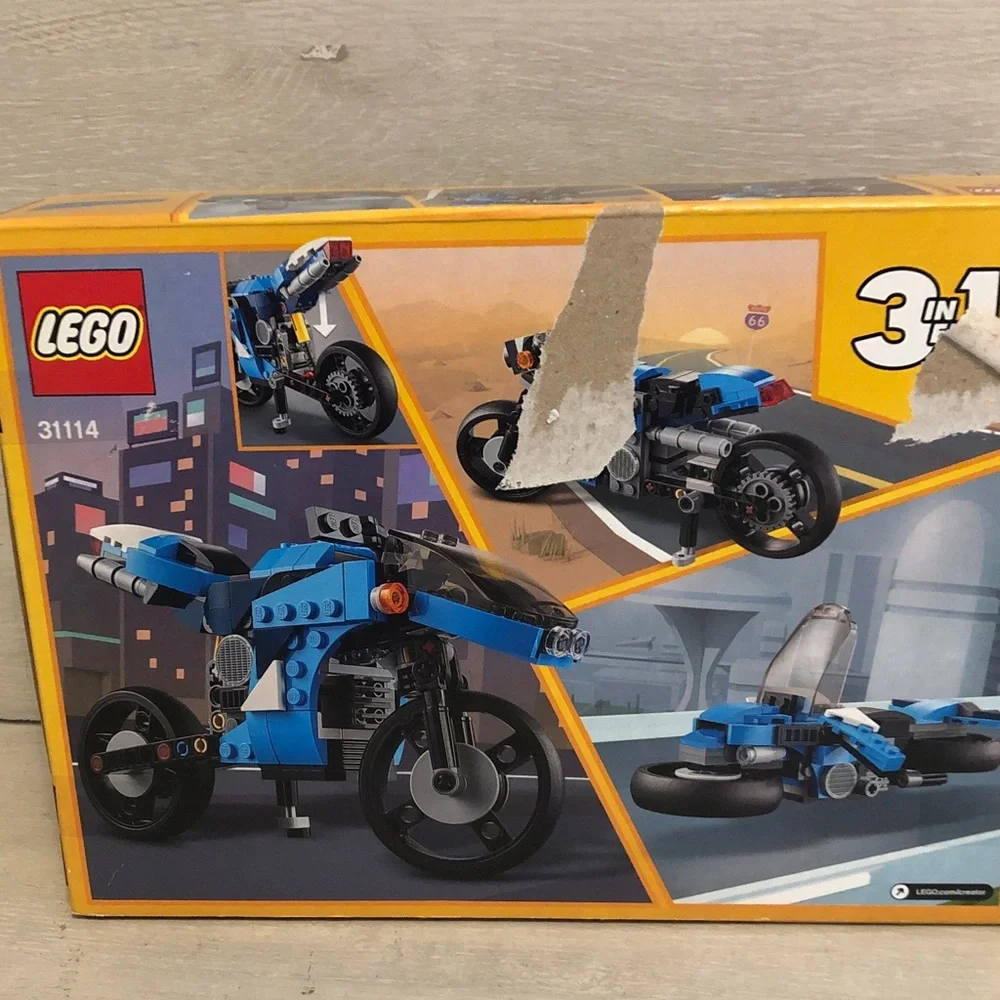 Lego poms new