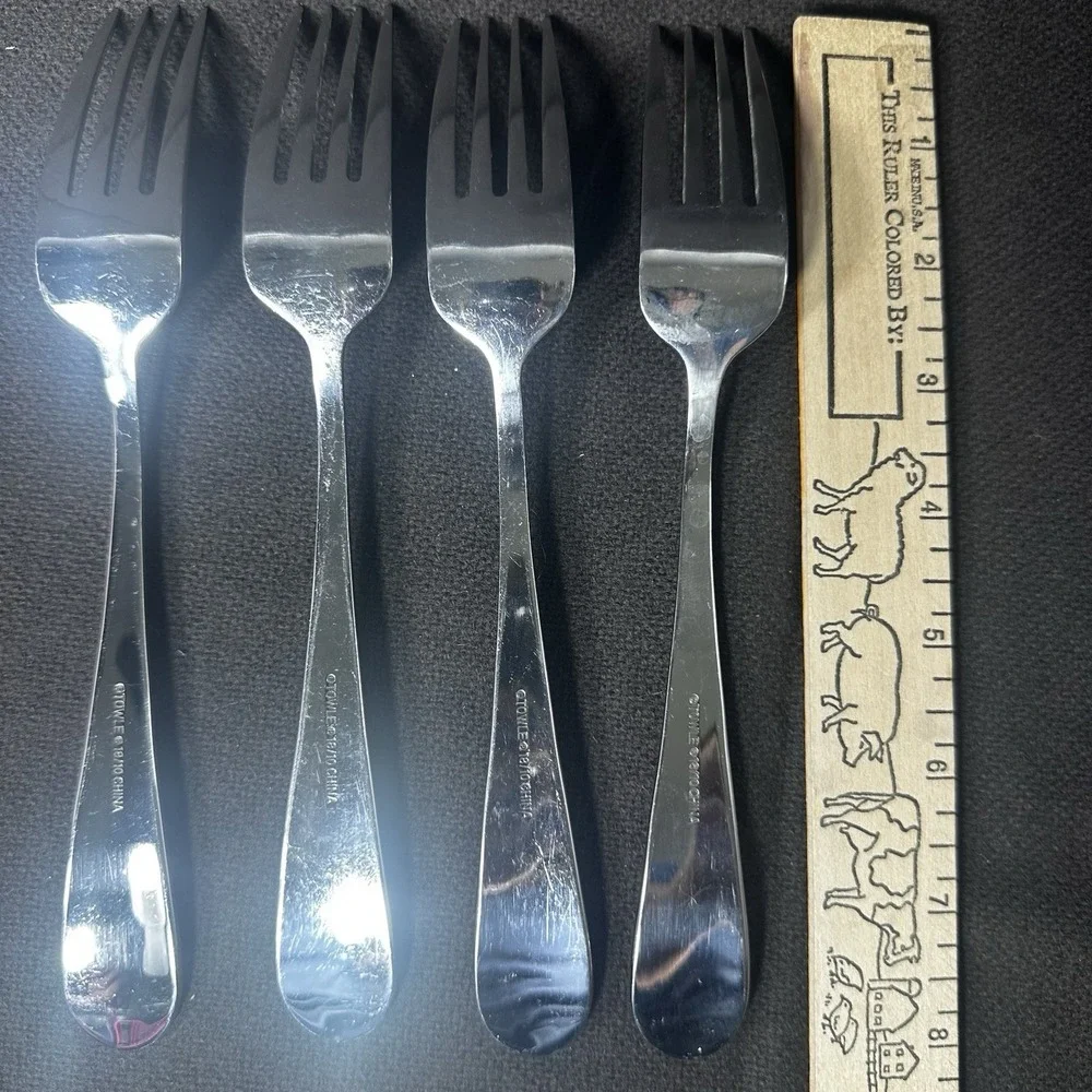Set Of 4 Towle BOSTON ANTIQUE 18-10 Stainless Dinner Forks EUC‎