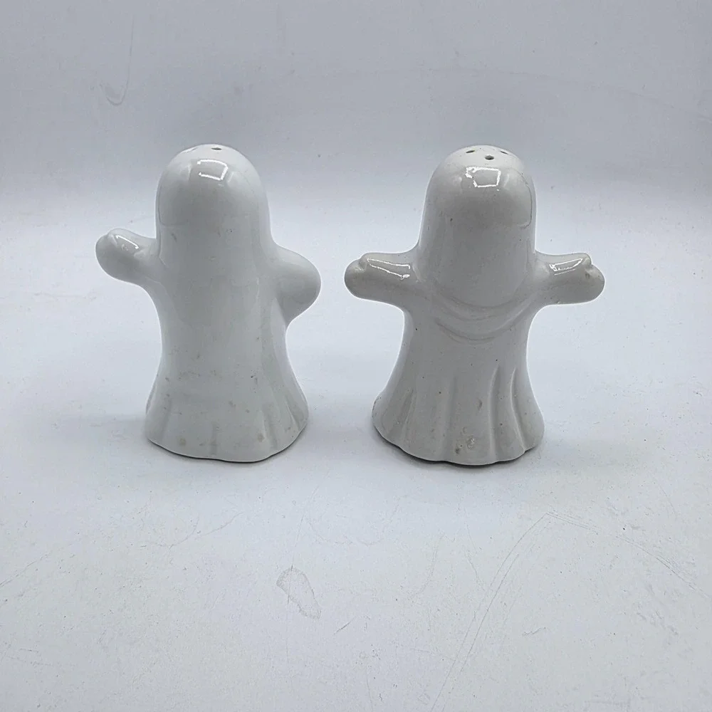 Source Unknown vtg ghost