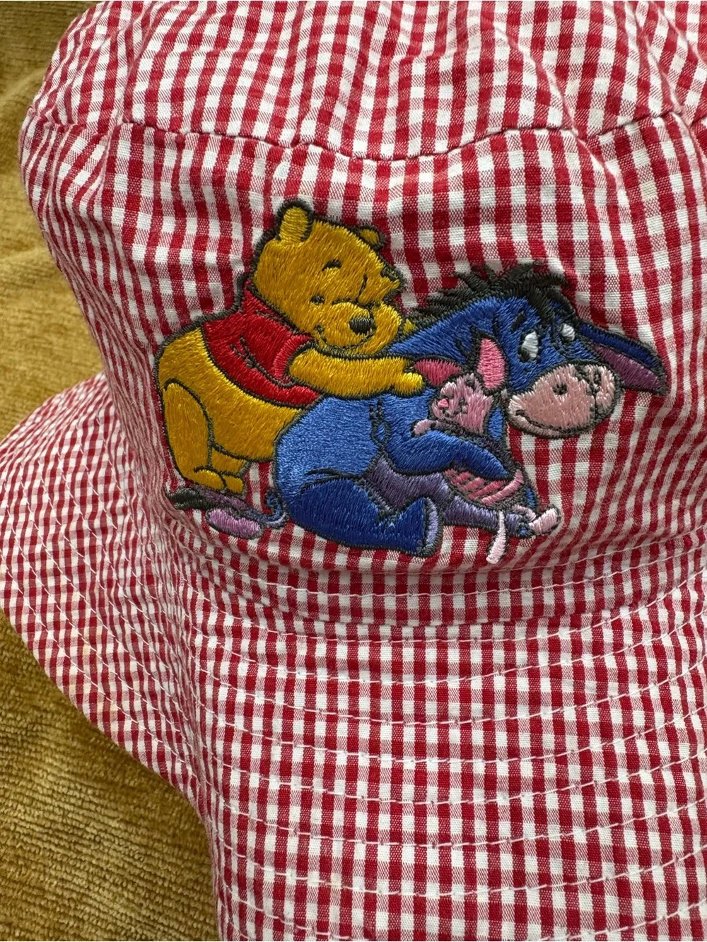 Disney red white