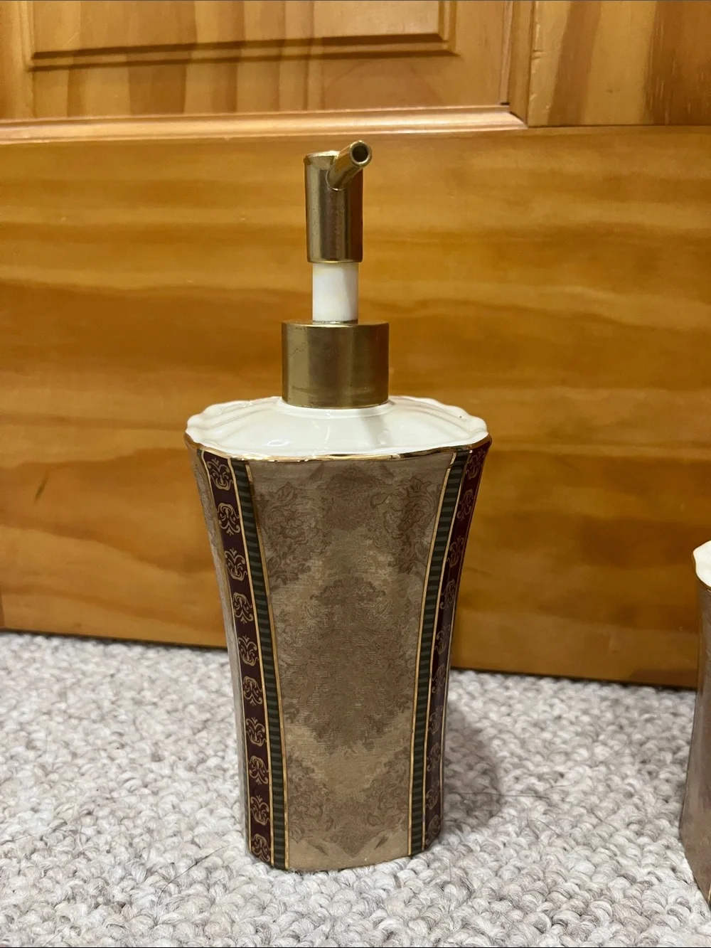 N/A bathroom toothbrush