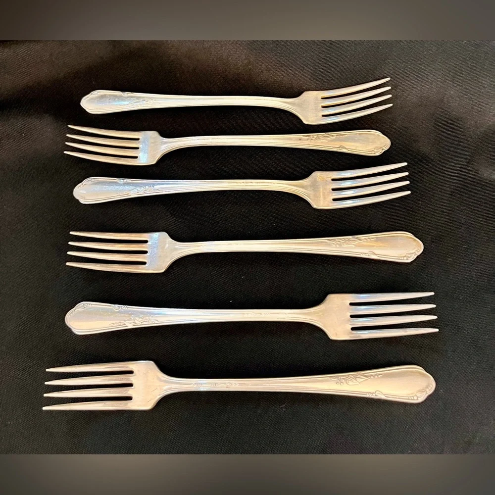 Vtg 1936 A1 Plus Oneida Wm A Rogers Meadowbrook Silverplate 26pc Set inc Extras