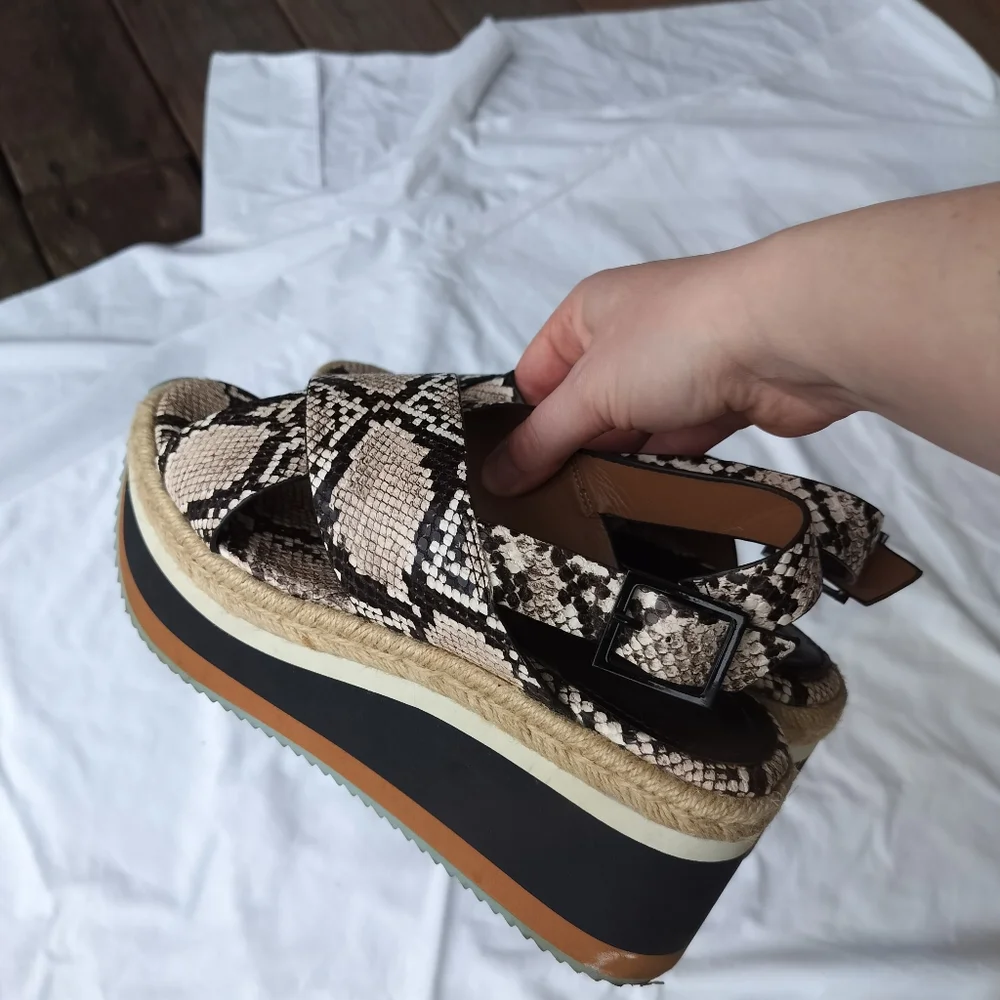 Enzo Angiolini sticker soles