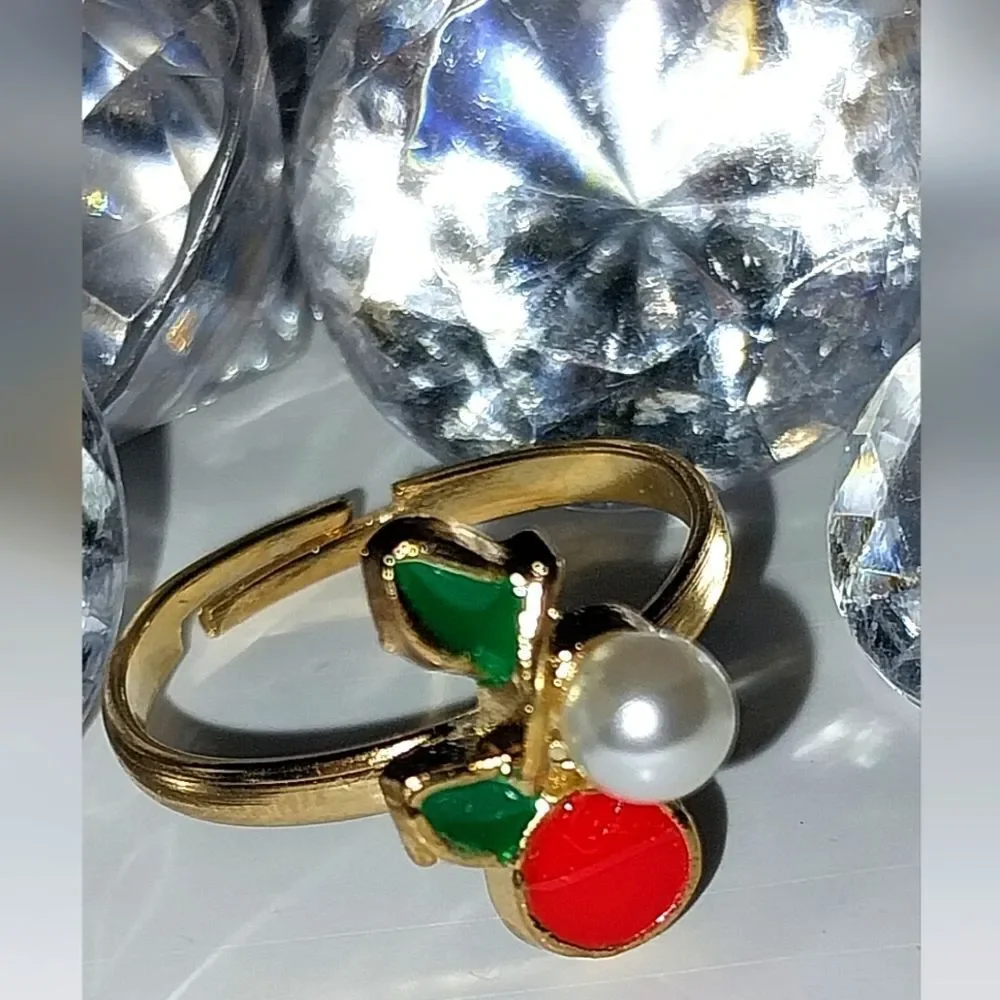 Super cute girls jeweled adjustable ring