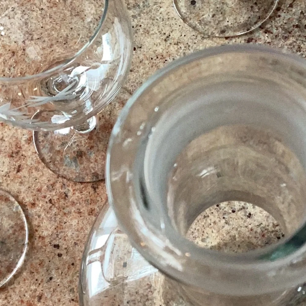 N/A vintage etched