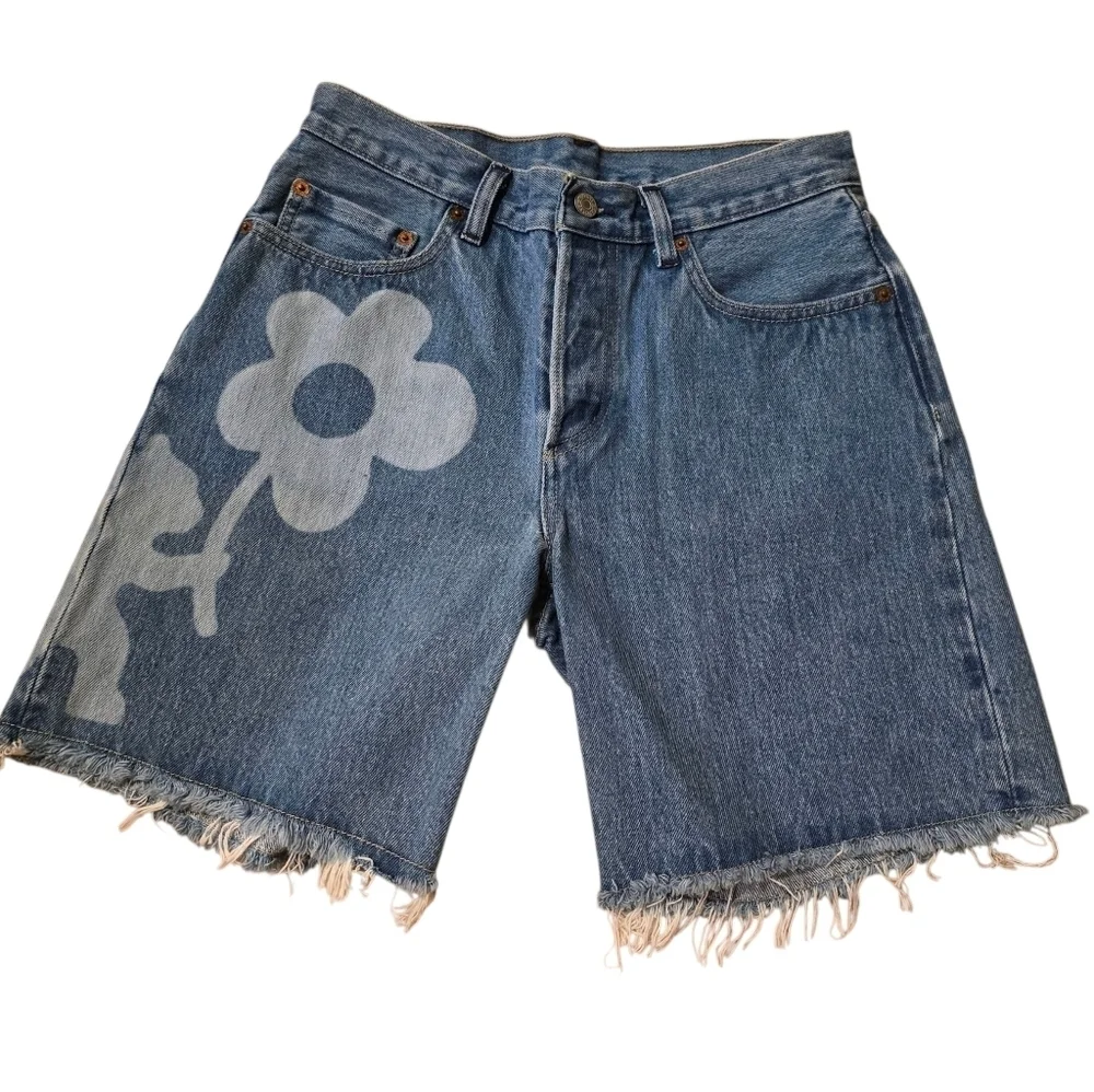 Levis levi naomi