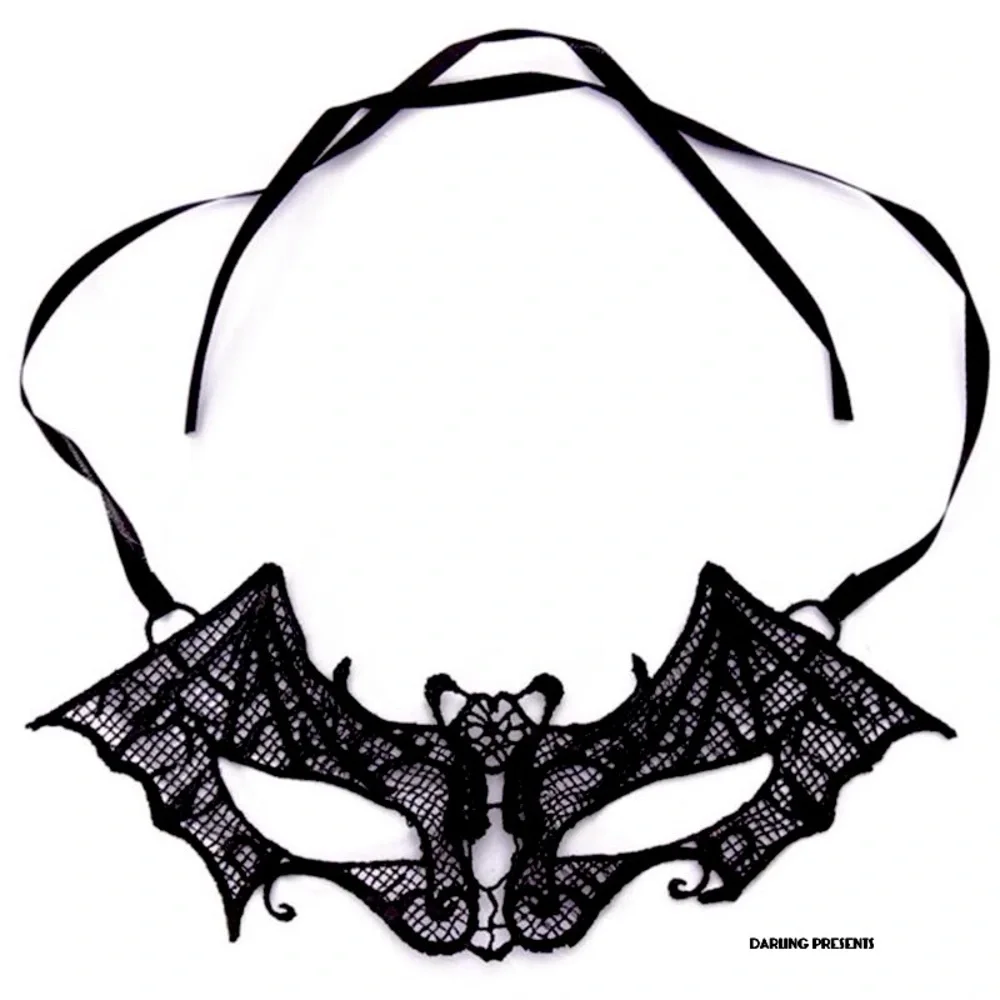 DARLING PRESENTS bat lace