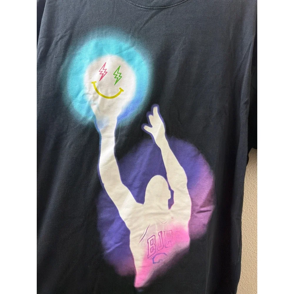 Men's Air Jordan x J Balvin Short Sleeve Shirt Size Large