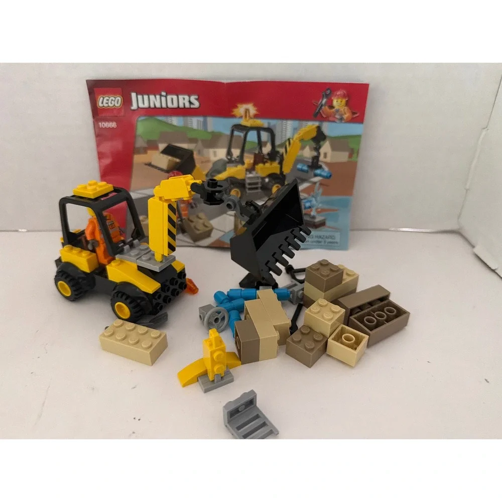 Lego juniors digger