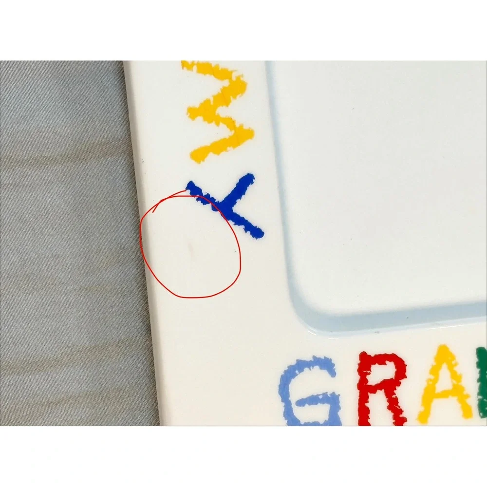 Unbranded light mark