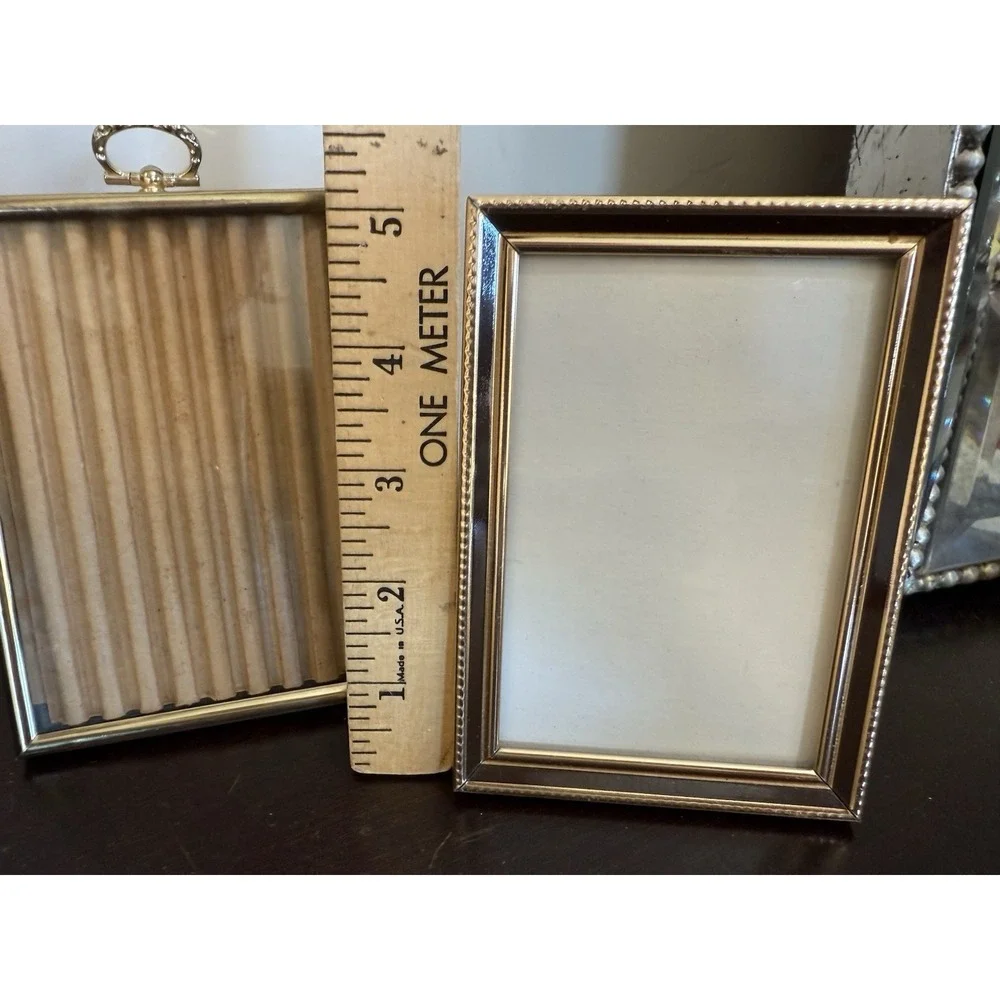N/A are images unique
