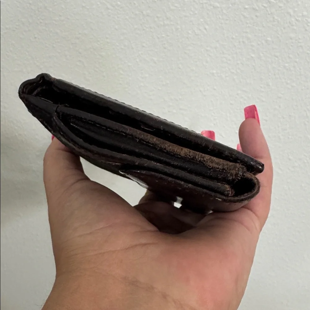 Fendi wallet zuca