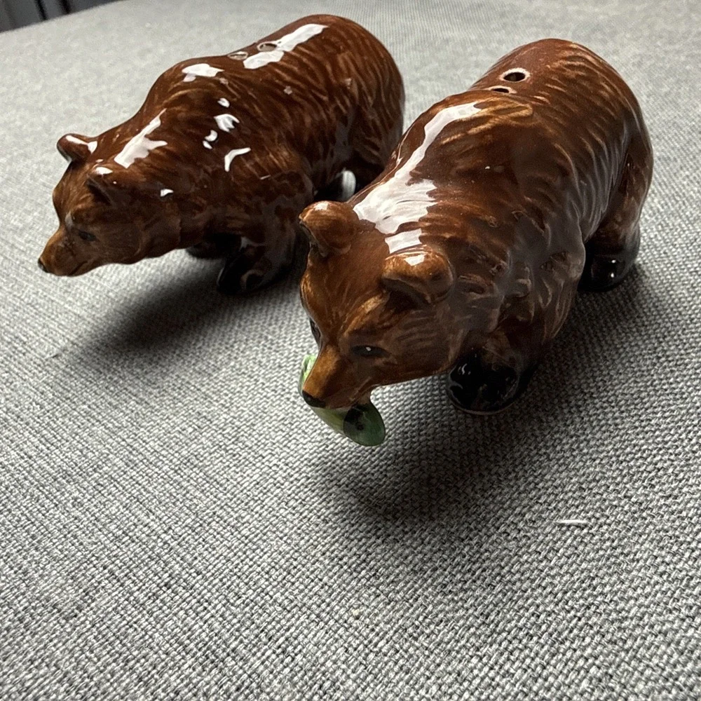 The Unbranded Brand brown bear