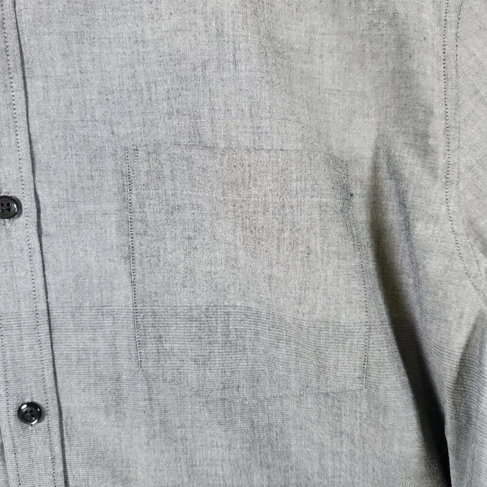 Banana Republic refined versatile