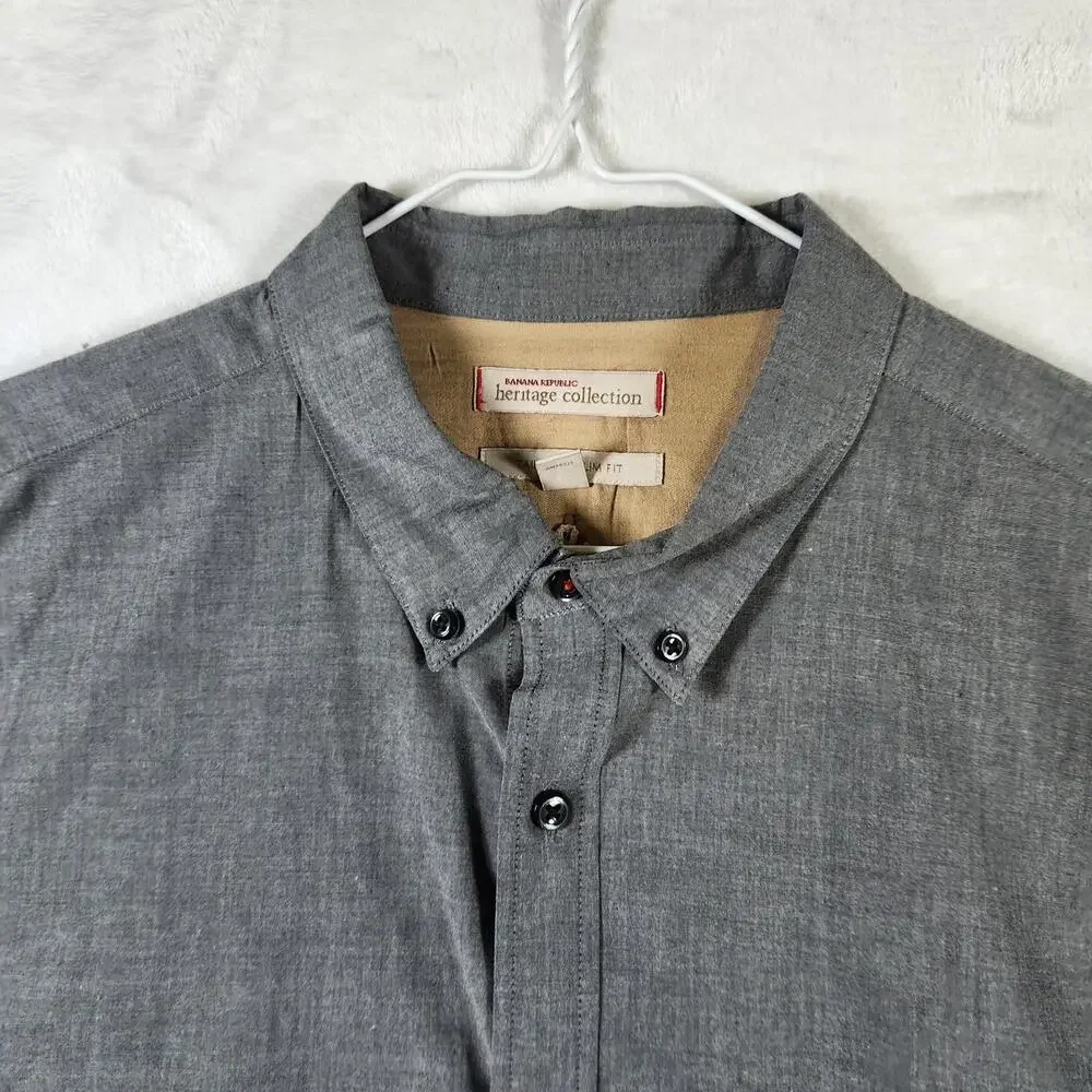 Banana Republic refined versatile