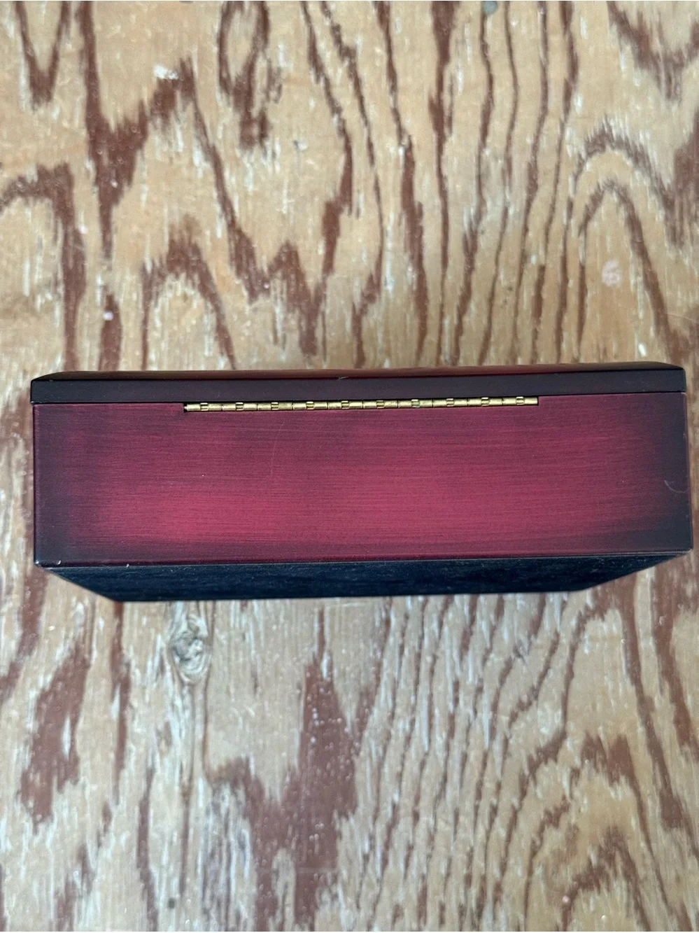 N/A classic red