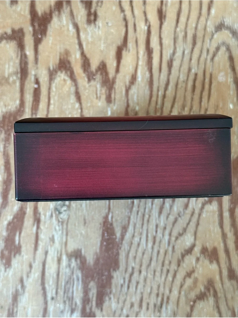 N/A classic red