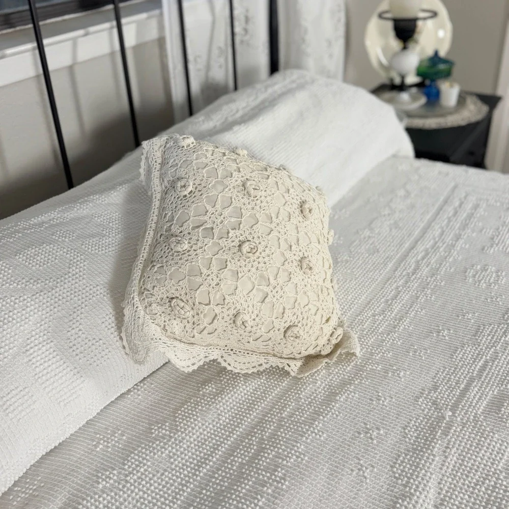 Tower vintage chenille