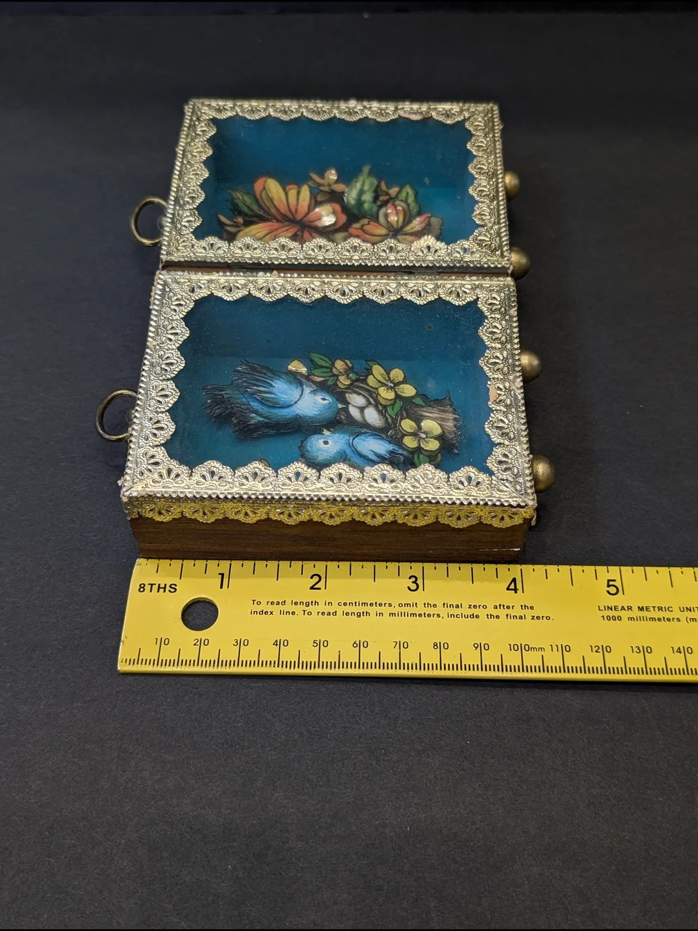 N/A vintage framed